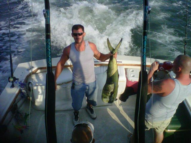 Blue Collar Man Sport Fishing Charters: Offshore Charters