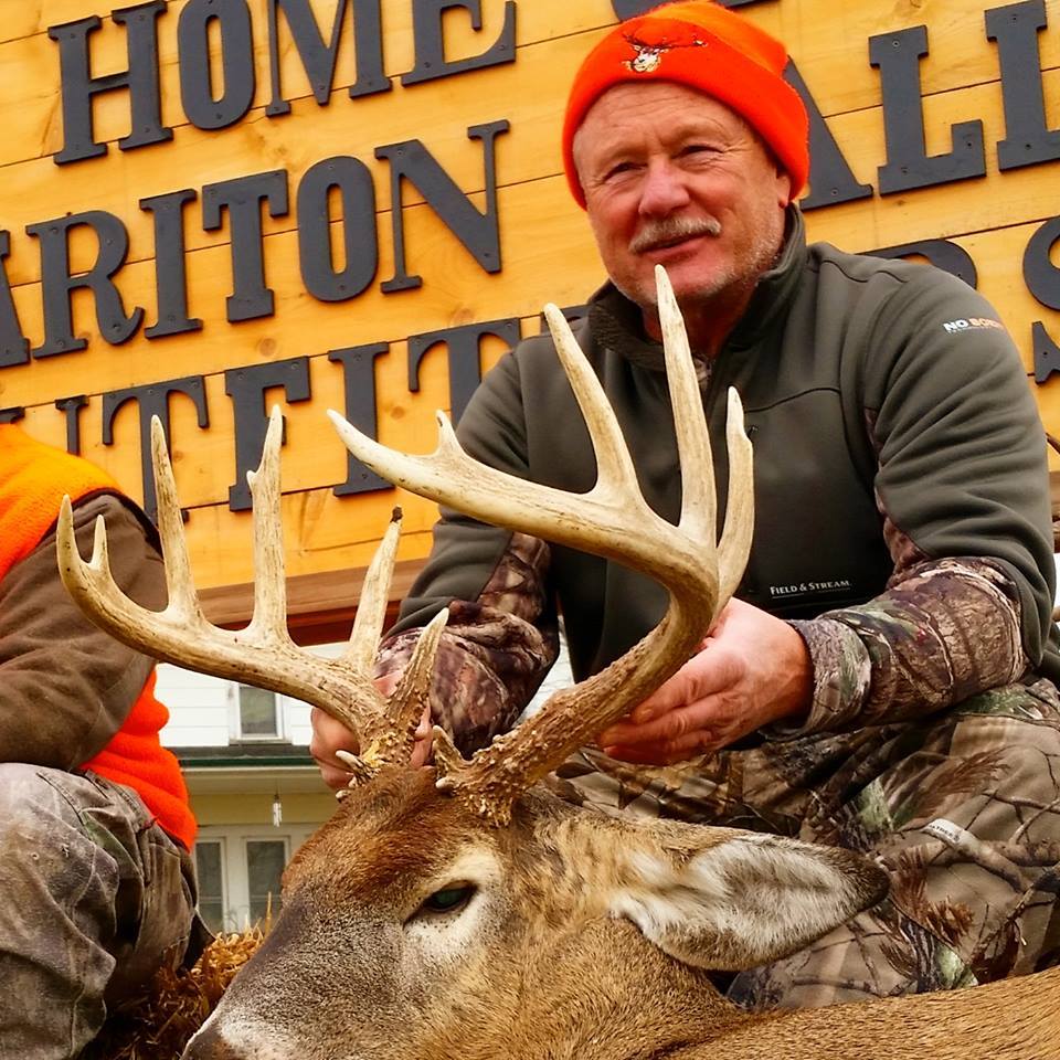 Chariton Valley Outfitters: Iowa Hunts