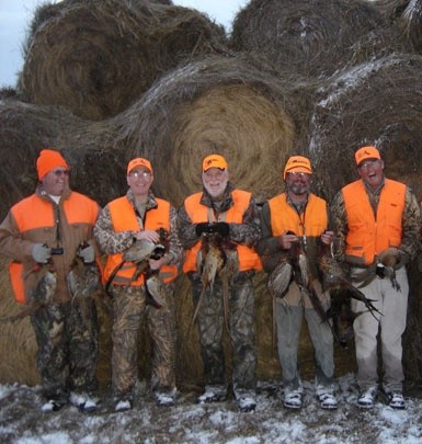 Extreme Pheasant Outfitters Llc: Pheasant Hunting Package 5-7 Hunters