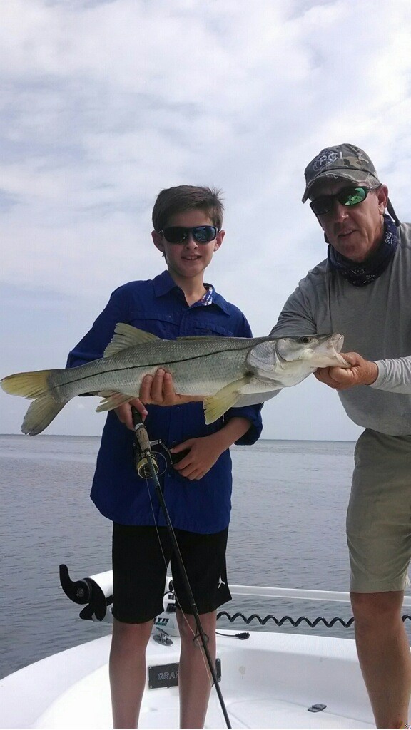 Fin Hunter Charters: Half Day Family Fun Fishing Trip