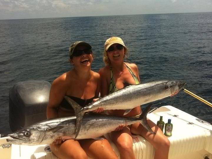 Fin Stalker Charters: Charter Package #3:  Offshore  on 29ft CC 