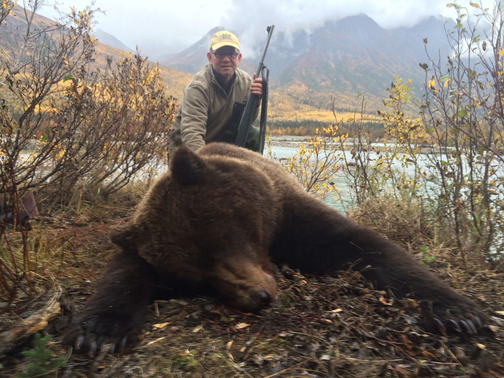 Frontier Adventures: Sheep/Grizzly Combo Hunt