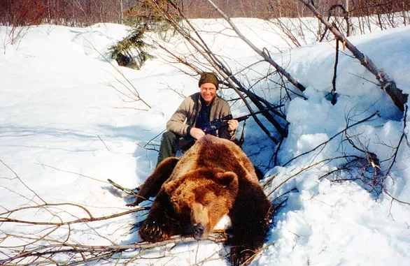Gilbert Huntington: 10 Day Grizzly Hunt on    Boat or Snowmobile