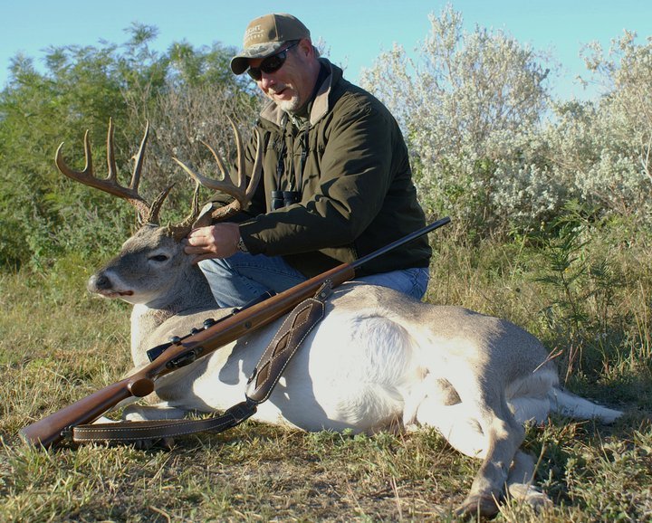 Inflight Outfitters: Classic Whitetail Buck Hunt