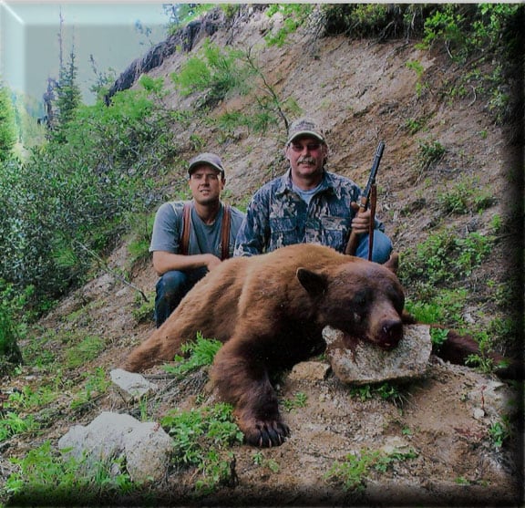 Korell Outfitters: Bear Hunts