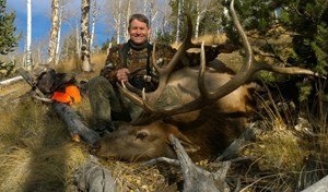 Loco Mountain Outfitters: Rifle Elk Hunts