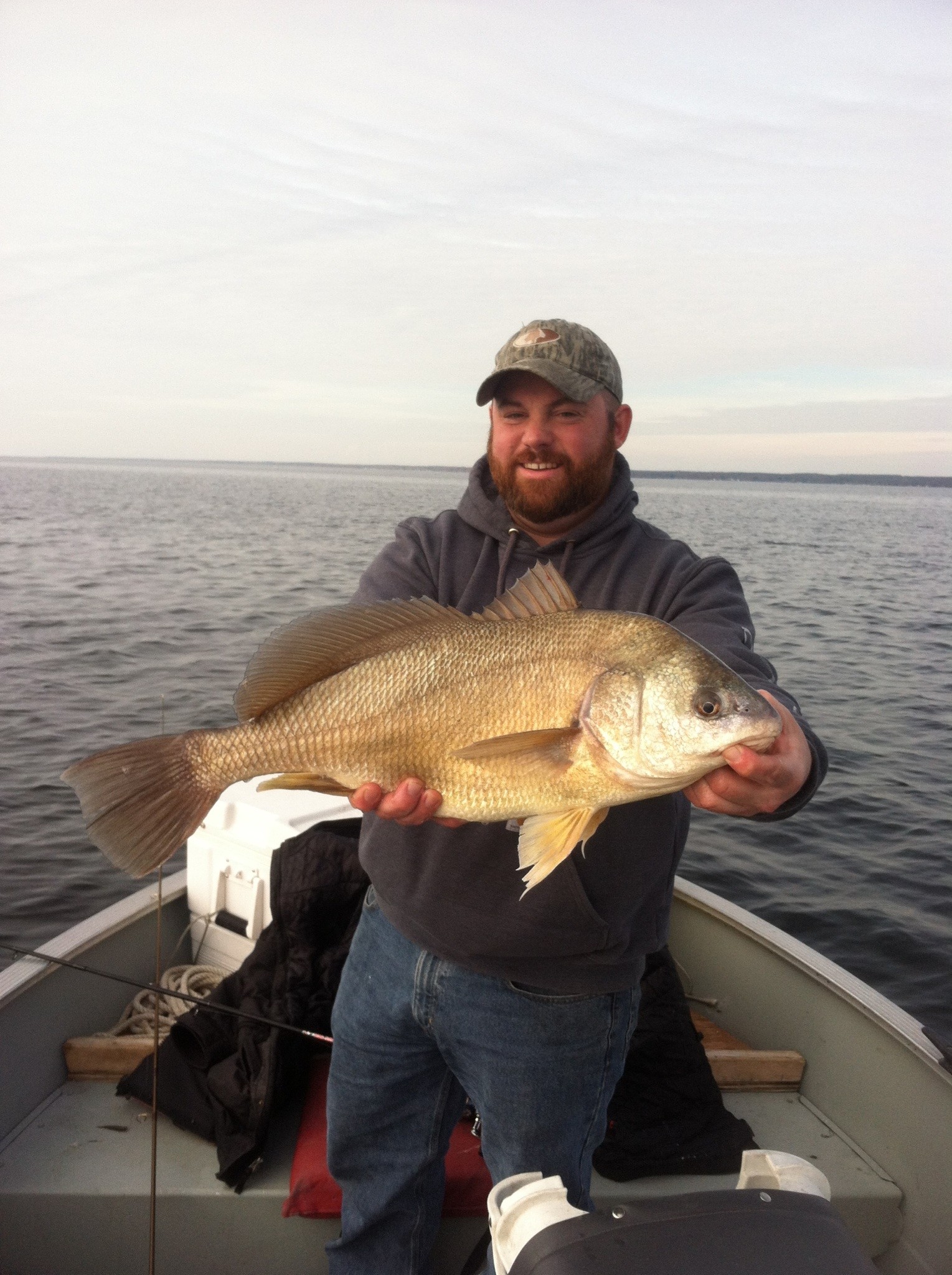 Lucky Buck Fishing: Lake Fishing Trip