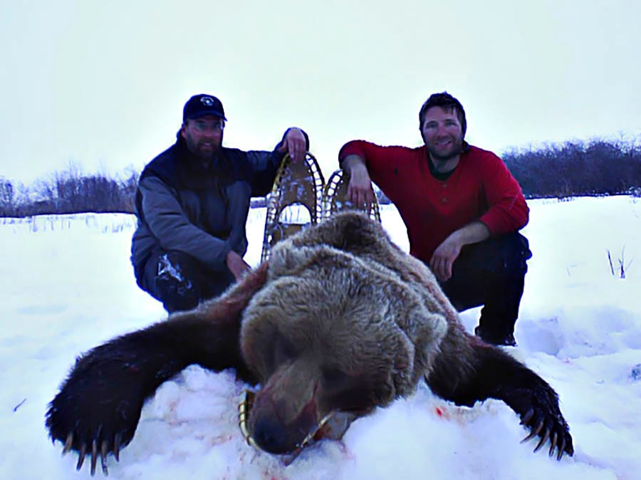Mountain Monarchs Of Alaska: Spring Central Arctic Hunts 2017 Grizzly Bear and Wolf Hunt & Trapping Adventure