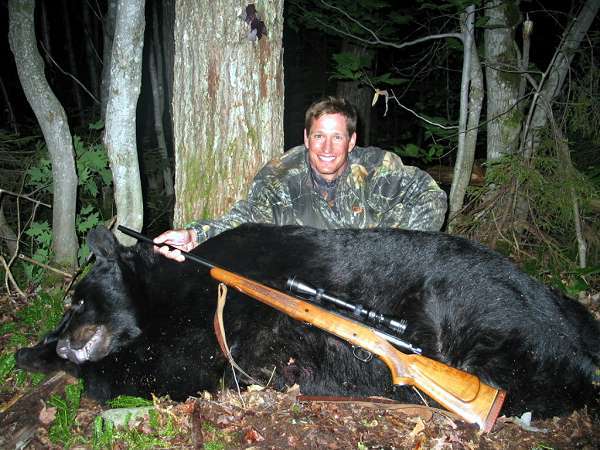 Northern Pride Lodge: Bear Hunts