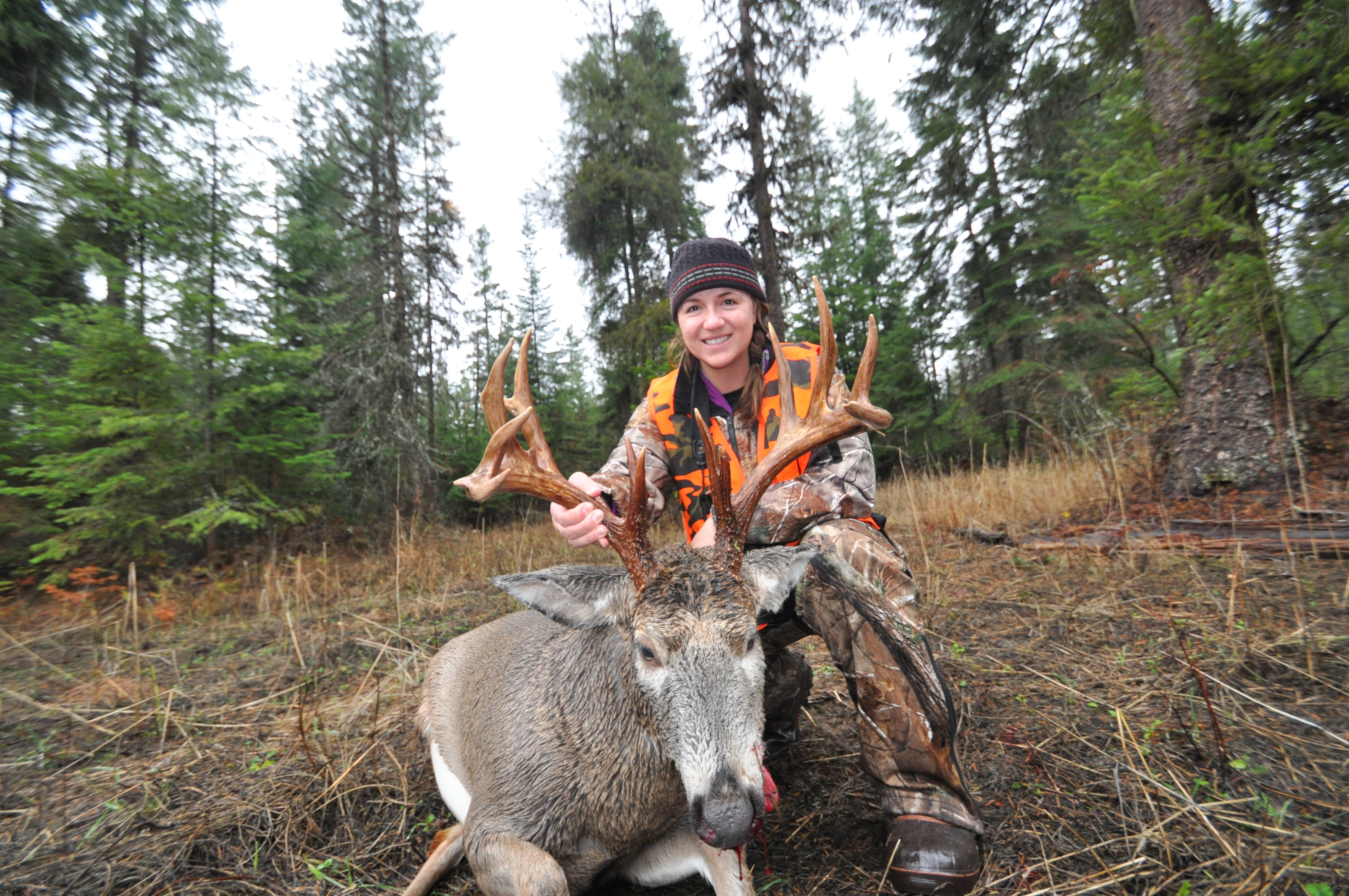 Ridgeback Outfitters : Whitetail Deer hunt