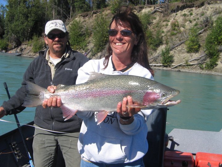 Salmon Run Lodge: 1/2 Day Guided Fishing Charters