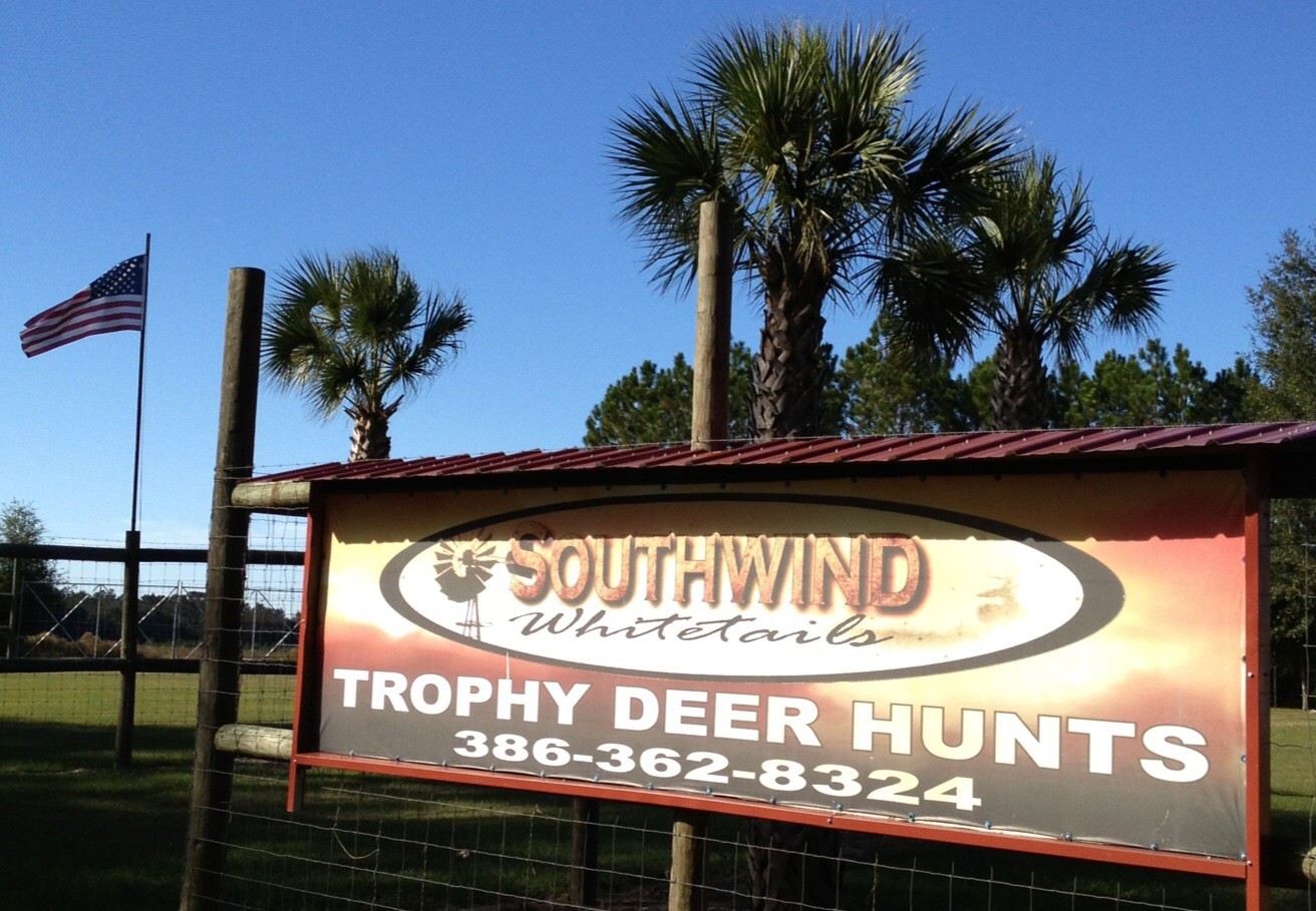 Southwind Whitetails: Hog Hunt