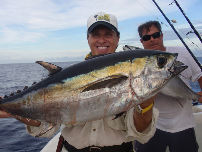 Top Gun Fishing Charters: Twilight Tuna Trip