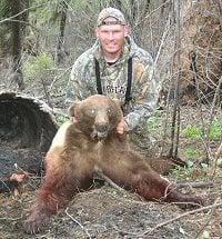 Weitas Creek Outfitters: Fall Bear Hunt