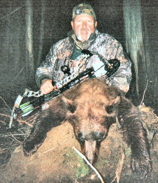 Weitas Creek Outfitters: Spring Bear Hunt